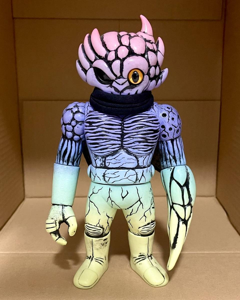 SURREDER TOYS 『Zzi』 ソフビ インディーズ 衝撃を受けた懐かしの