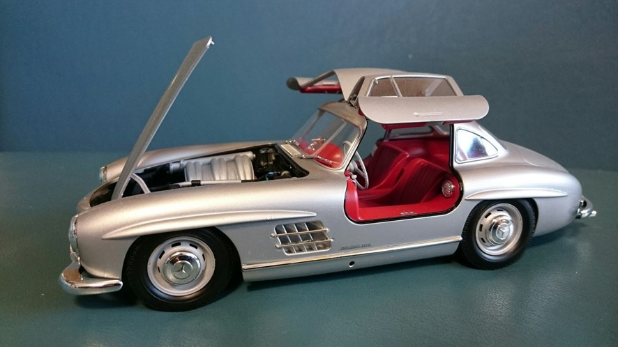 プラモデルはやっぱり面白い Vol. 7 メルセデス・ベンツ - AUTO BILD