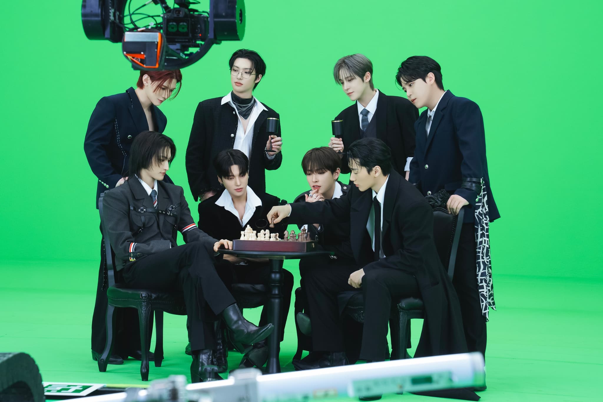 ATEEZ初のVRコンサート『LIGHT THE WAY』公開！12K超至近距離体験