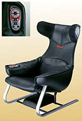 松下電工、頭部にスピーカーを装備した低音振動チェア