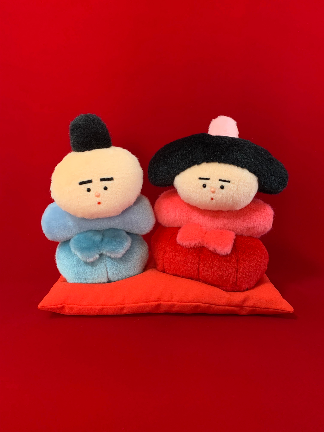 片岡メリヤスがソロ・エキシビション「ひなまつり集団」展を東京