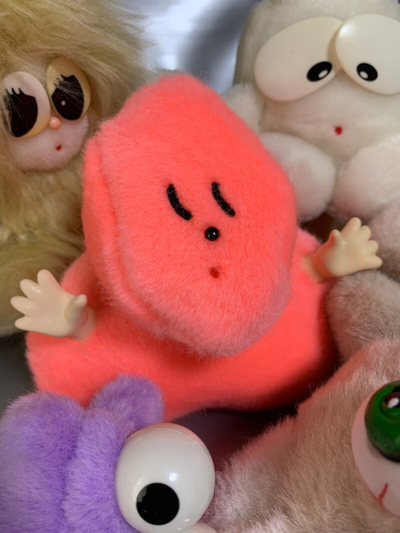 片岡メリヤスがソロ・エキシビション「eyes」を東京・五反田 VOILLDに