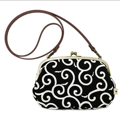 在庫商品】がま口スマホショルダーバッグ【帆布・唐草/水玉】 [M便 9