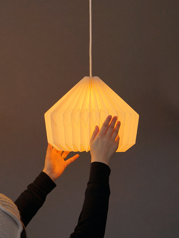 モーネ ランプシェード ルーフ | AXCIS ONLINE