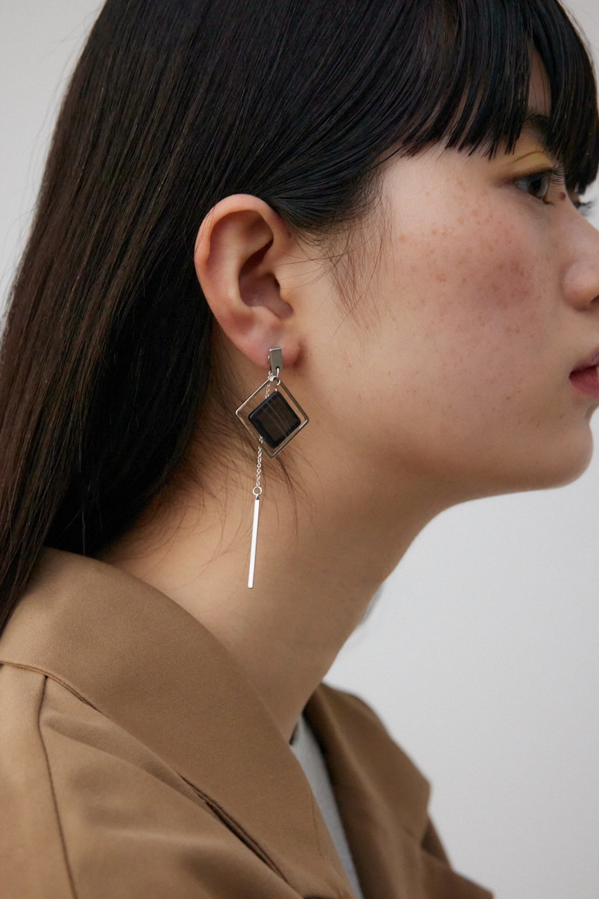アクリル×メタルアシンメトリーピアス｜WOMEN｜250HAC56-362K