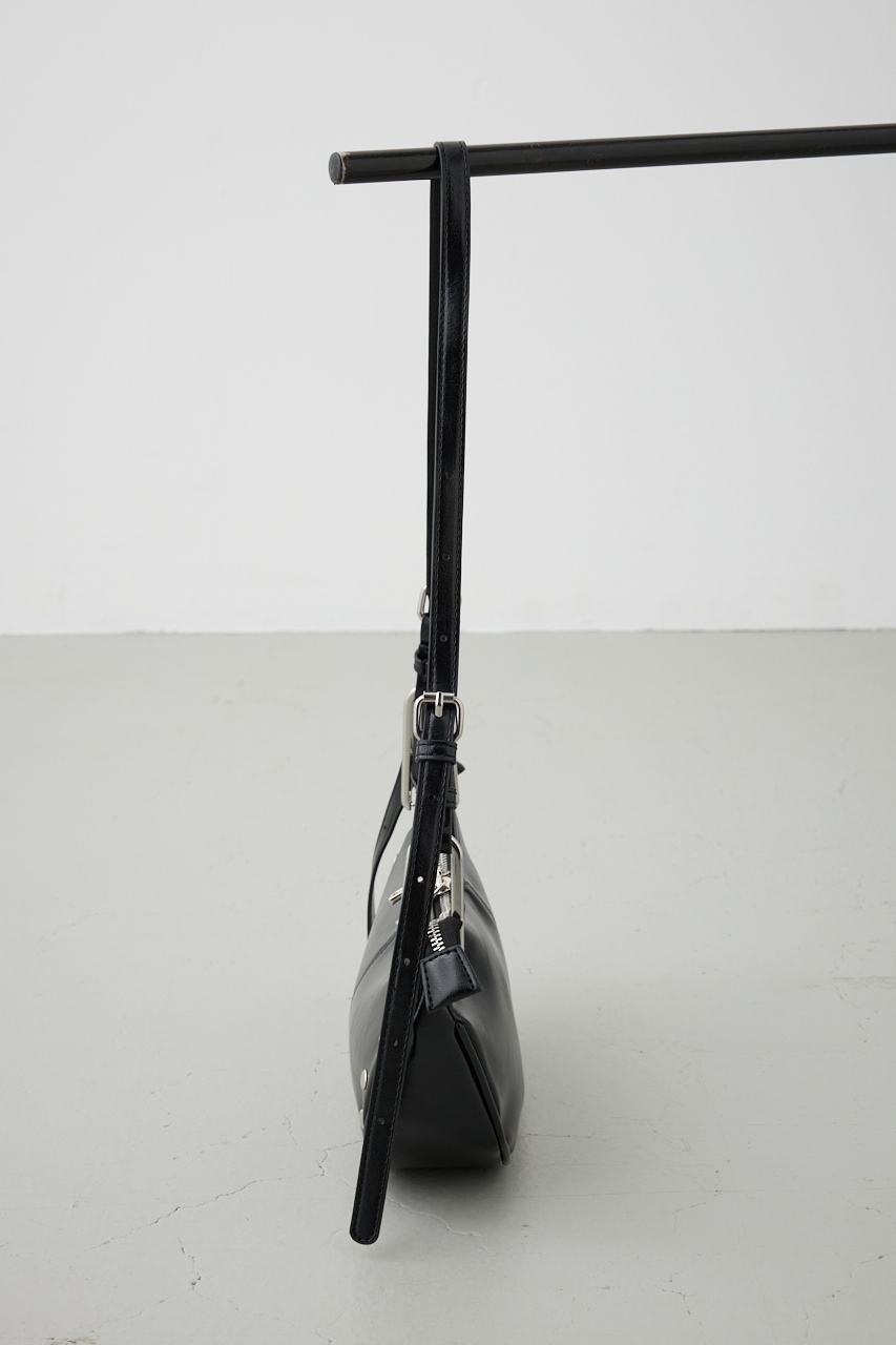 スタッズデザインワンハンドルバッグ｜WOMEN｜250IAC55-060K｜AZUL BY