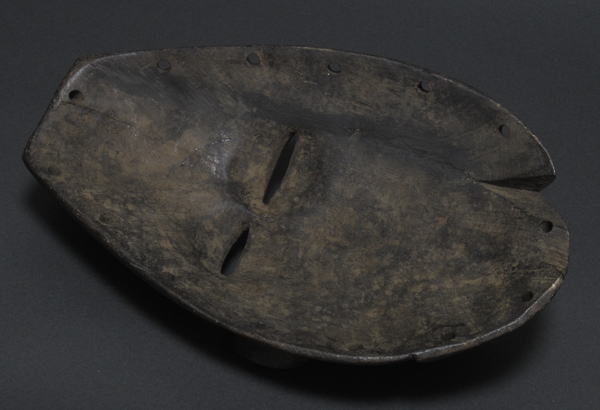 木彫りのマスク<アフリカの仮面(木彫り)：アフリカ雑貨アザライ