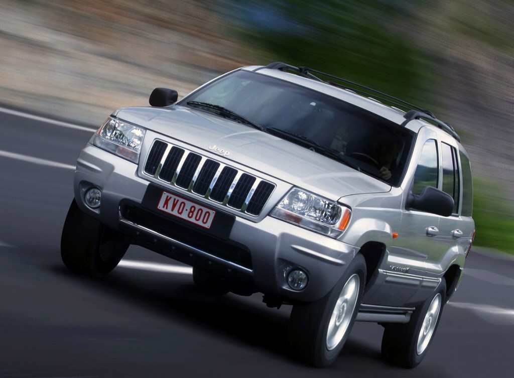 ジープ グランドチェロキー (2代目 1999-2005)：モノコックボディの