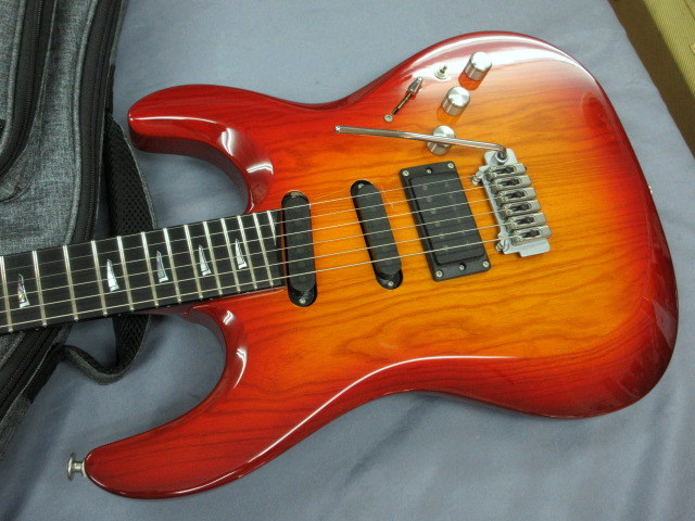 AKAI Project 1997 Nineteen Ninety Seven SG112 – 神戸ギターショップ