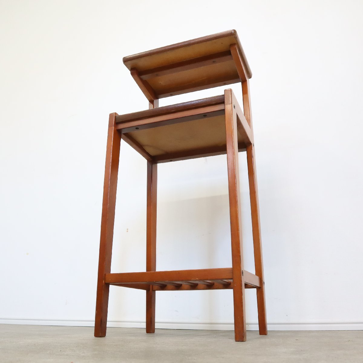 オールドカリモクのレトロな電話台 – バナルオンラインショップ（BANUL