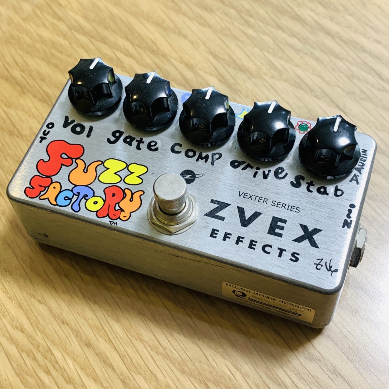 レビュー】ファズの新定番 Z.VEX（ゼーヴェックス）FUZZ FACTORY
