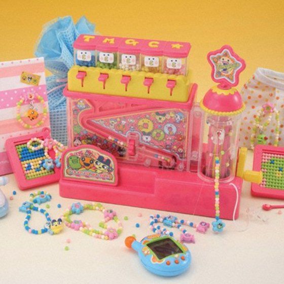 バンダイ 商品・サービスサイト | たまごっちカラフルビーズパーク