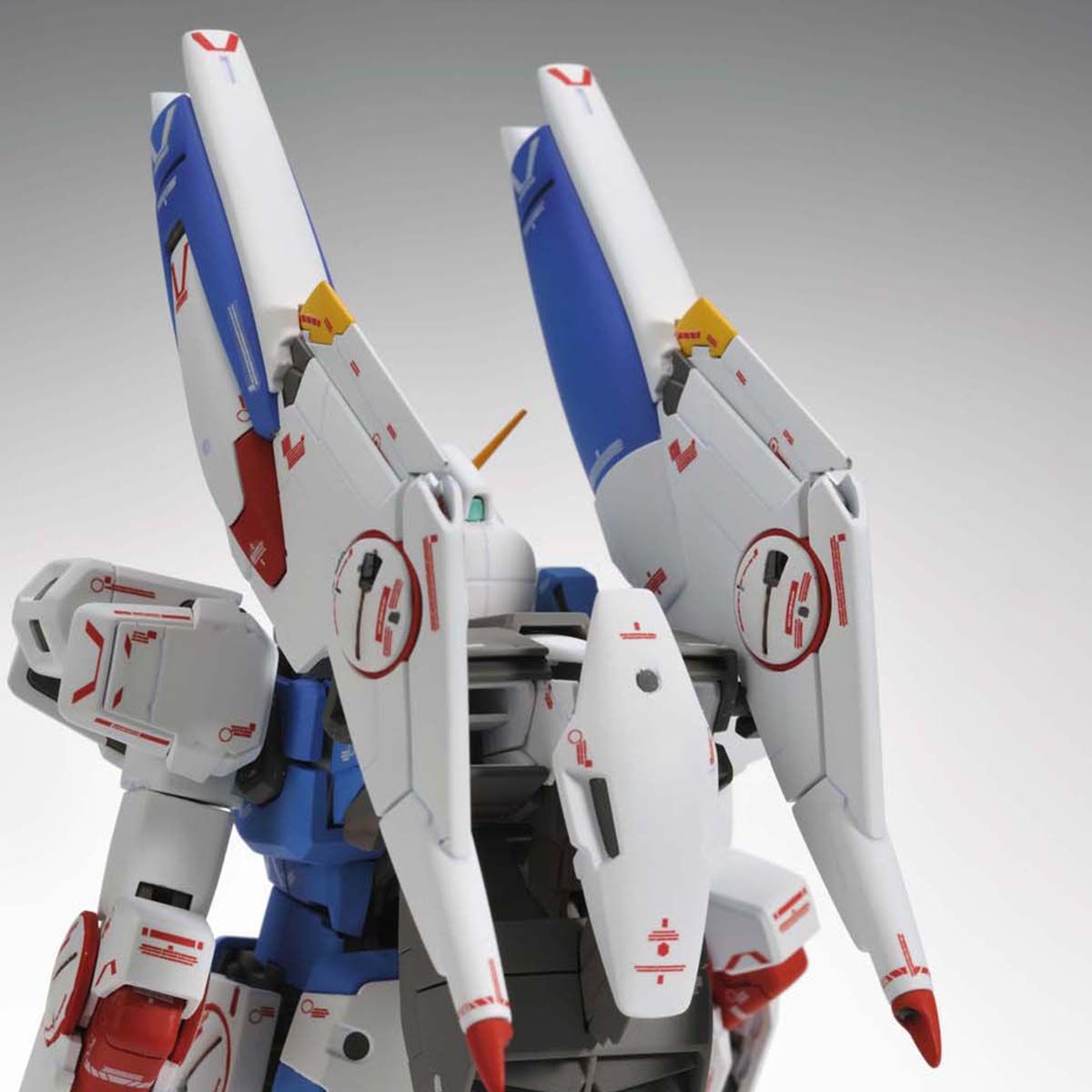 MG 1/100 Vダッシュガンダム Ver.Ka｜バンダイ ホビーサイト