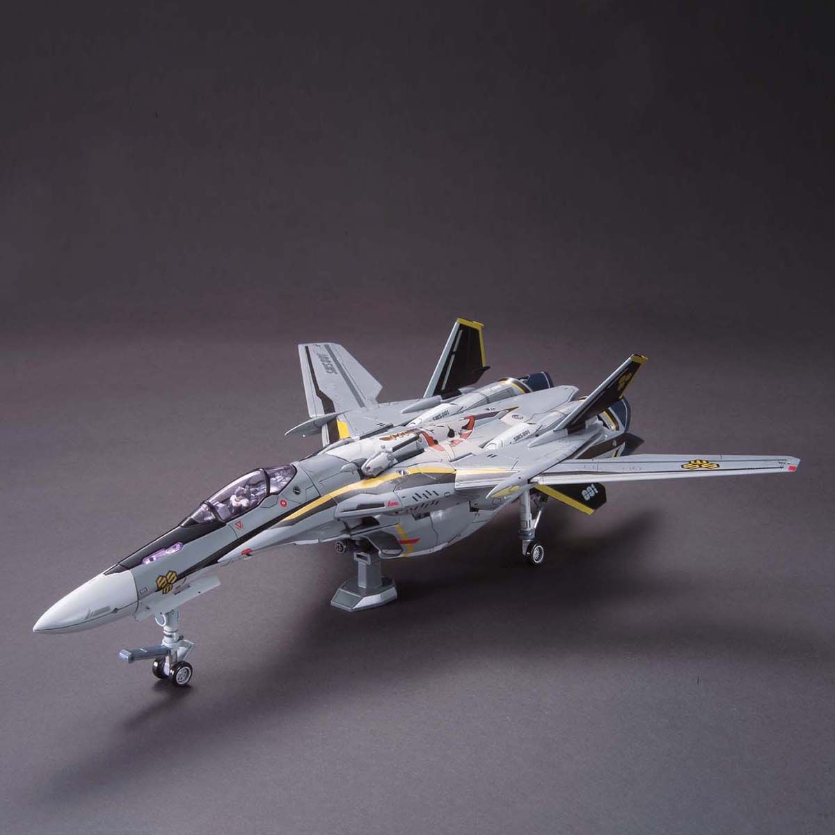 1/72 VF-25S メサイアバルキリー オズマ機 | マクロスF プラモデル