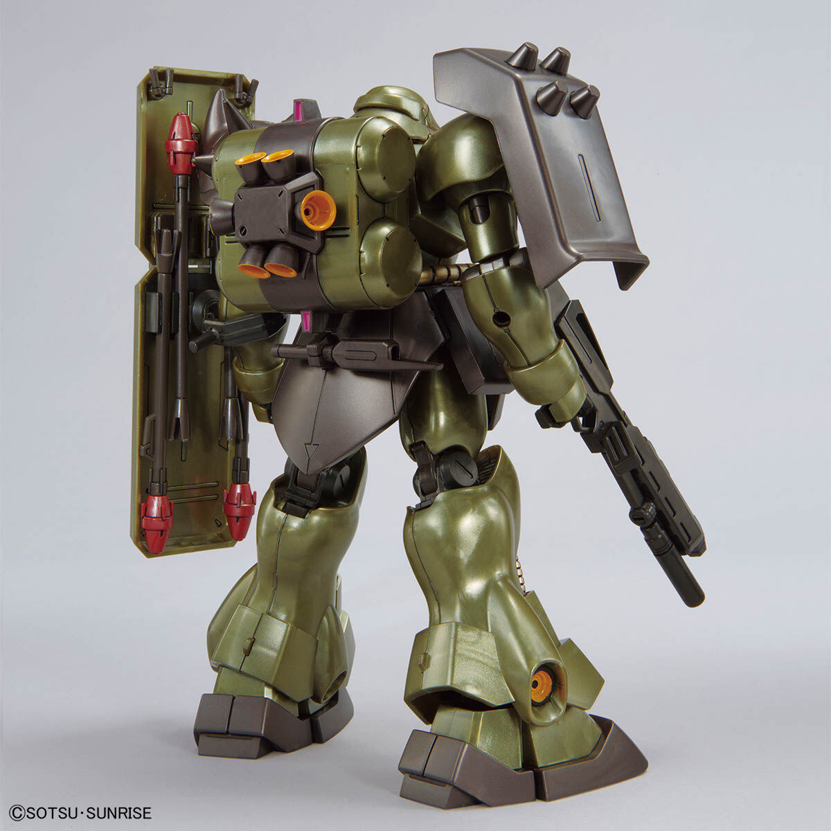 HG 1/144 ギラ・ドーガ(アクシズ・ショックイメージカラー)｜バンダイ
