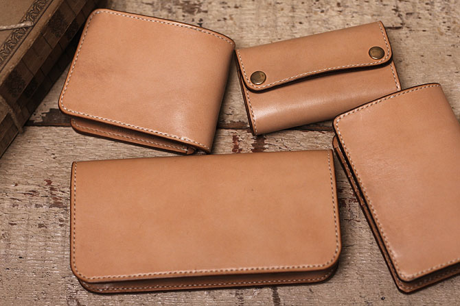 極上ヌメ革財布、手縫いシリーズの経年変化～3か月目 | 頑固オヤジ店主