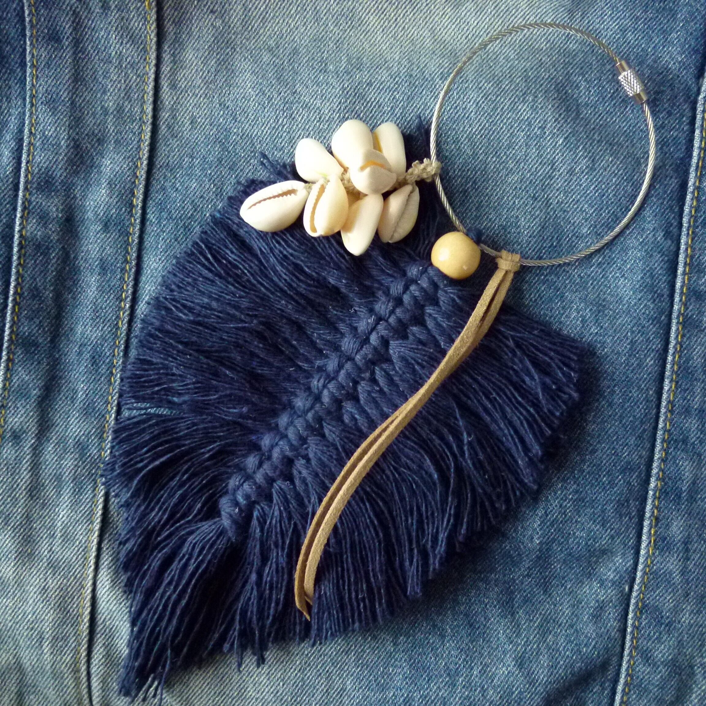 TY-CHECK ｳｯﾄﾞﾓﾝｽﾃﾗﾁｬｰﾑ・Tｼｬﾂﾔｰﾝのﾀｯｾﾙのｷｰﾎﾙﾀﾞｰ | moani lani hawaii