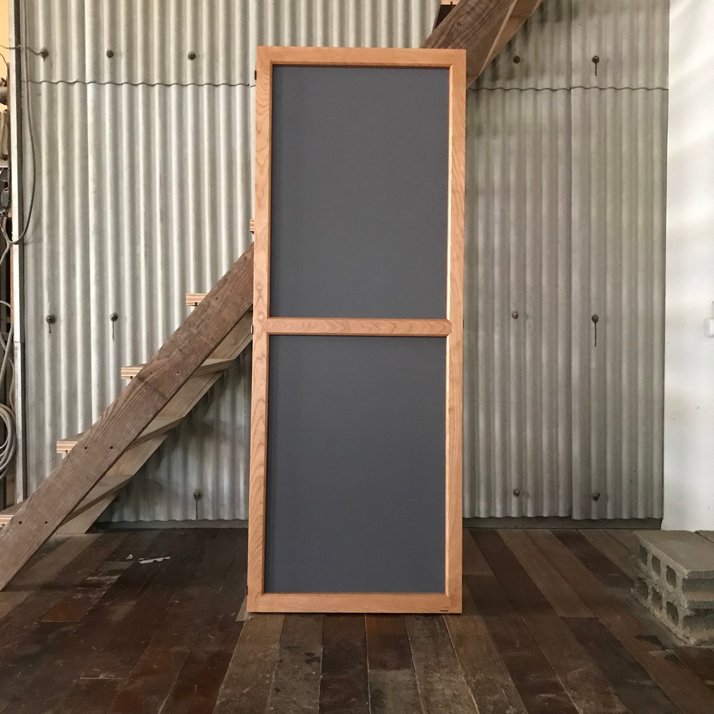 パーテーション】網戸の要領で布地を張ったパーテーション | nove