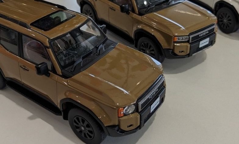 250サンドツートンのミニカーと実車を見られた方にご質問』 トヨタ