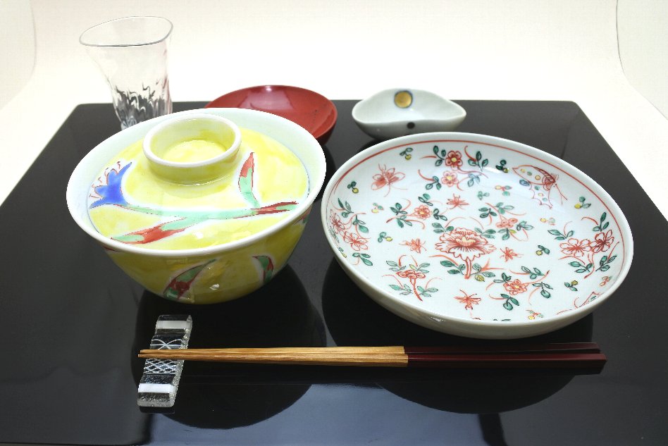 BB-IZUMI|作家ものの器-山本恭代 色絵花蝶文皿