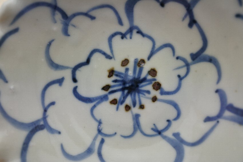 BB-IZUMI|作家ものの器-中尾万作 染付花文輪花小皿