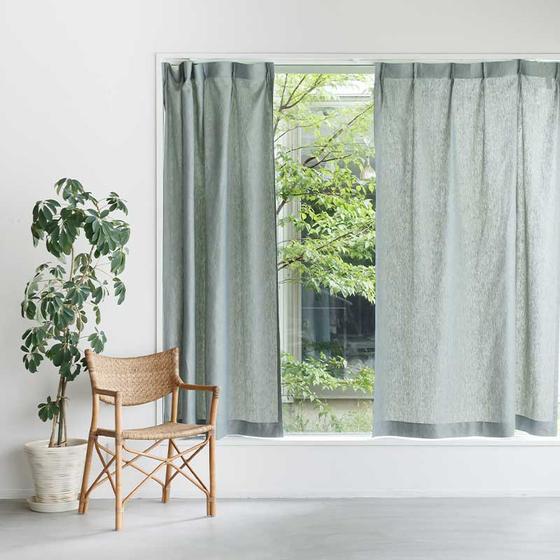 光沢のある既成サイズリネンカーテン [ライトブルー Chintz] リネン100