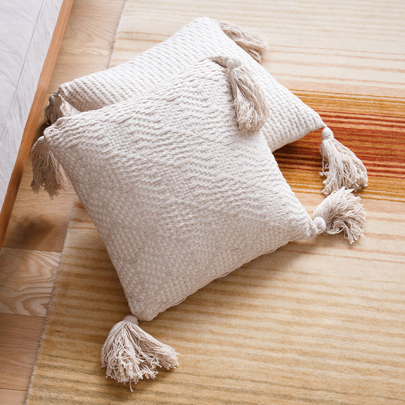 タッセルクッション | ボー・デコール オンラインショップ