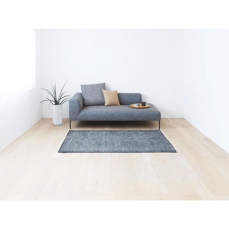 ヴィンテージ風 グリーン 撥水ラグ 150×200 生活防水 ペット可 爽やか