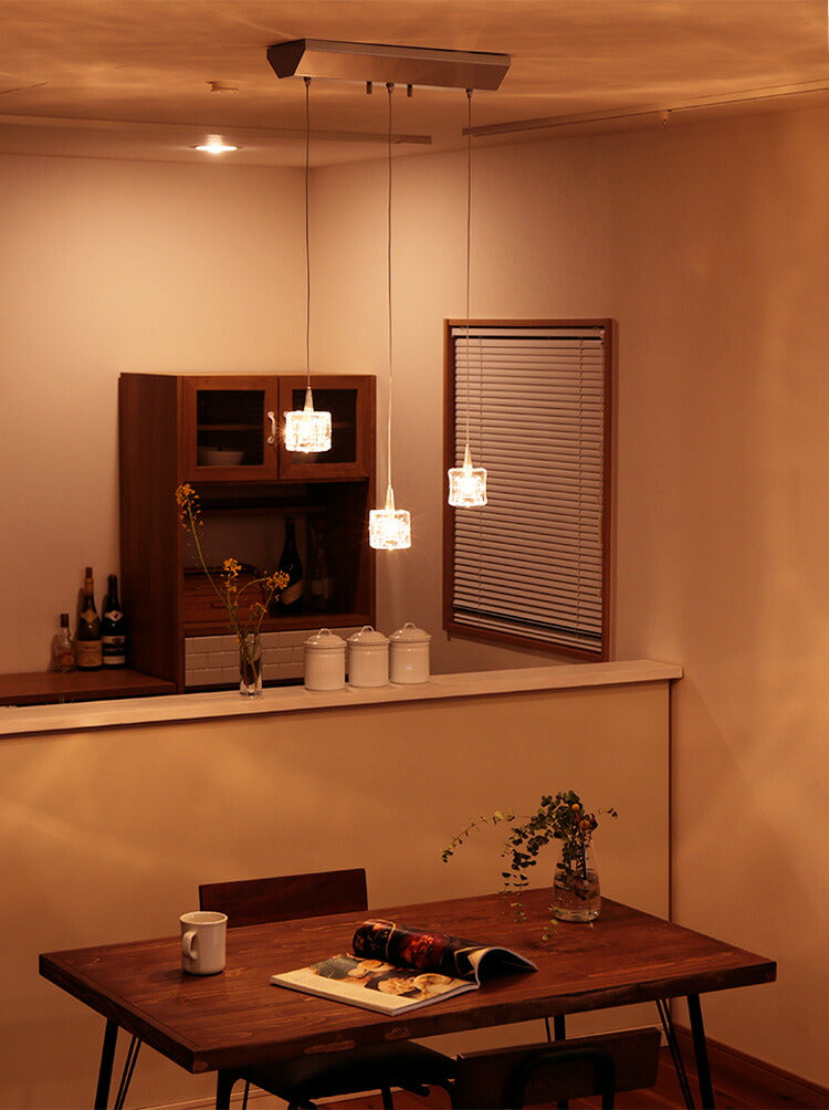 ペンダントライト 3灯 ガラスキューブハロゲン ダイニング用 食卓用