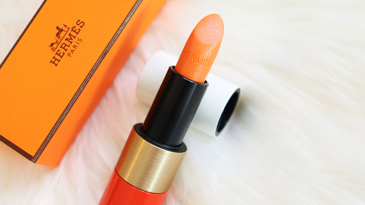 ポピーリップシャインでナチュラル美血色唇仕上げ。ラメの輝き・軽い