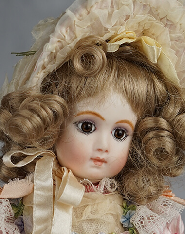 製造工程から見るビスクドールの大きさと顔立ち｜読みもの｜ベベタビト