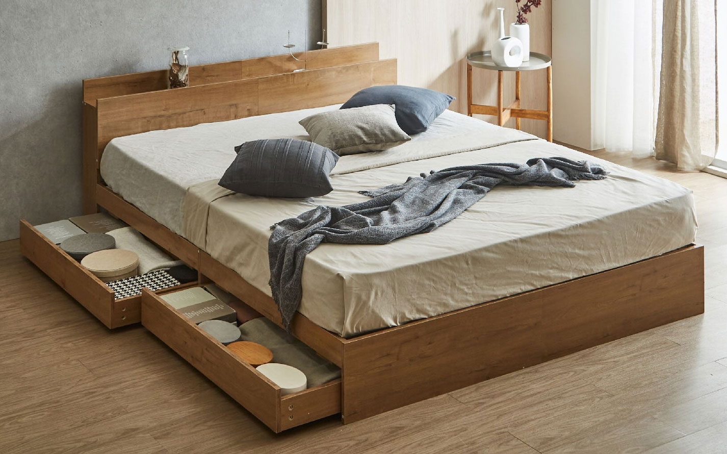 プロが教える】クイーンサイズのベッドフレームを選ぶ理由とおすすめを