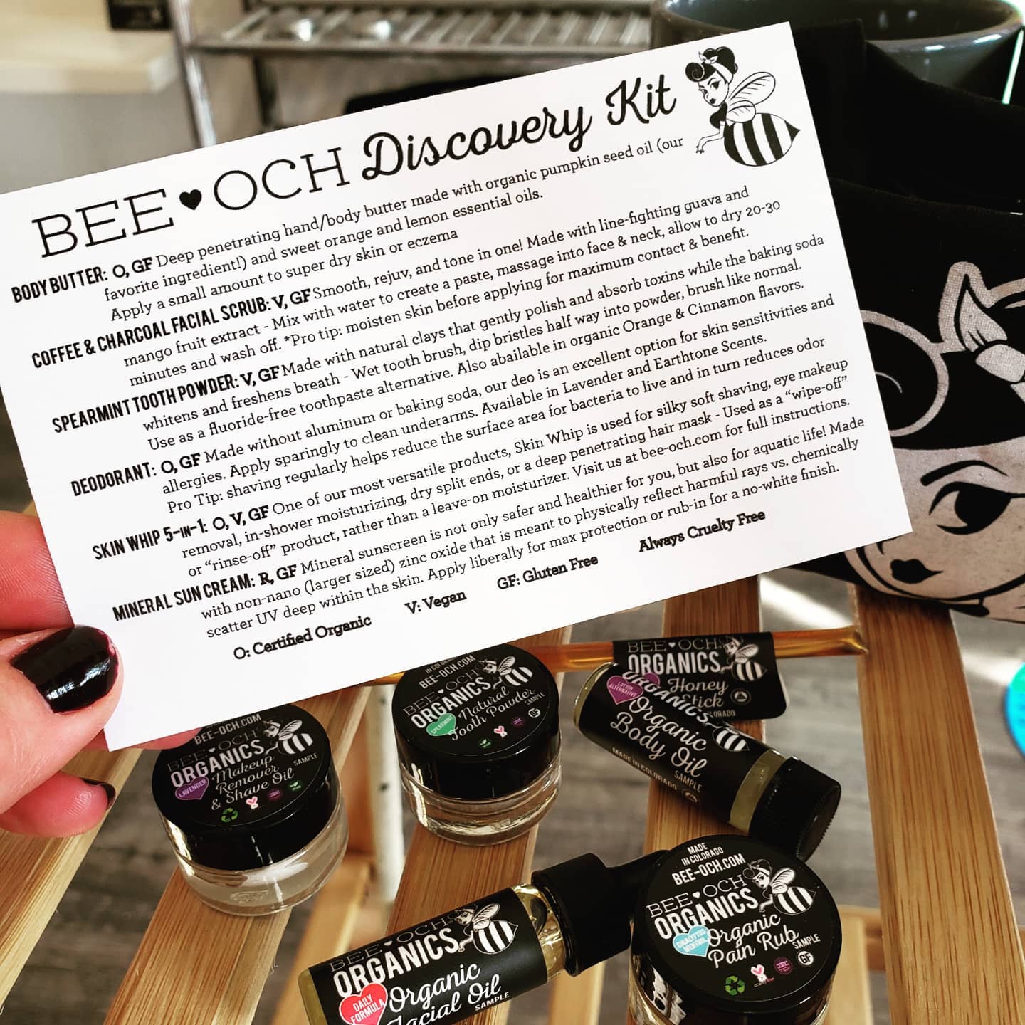 NEW! BEE-OCH Organics 19-Piece Discovery Kit to Healthy Skin