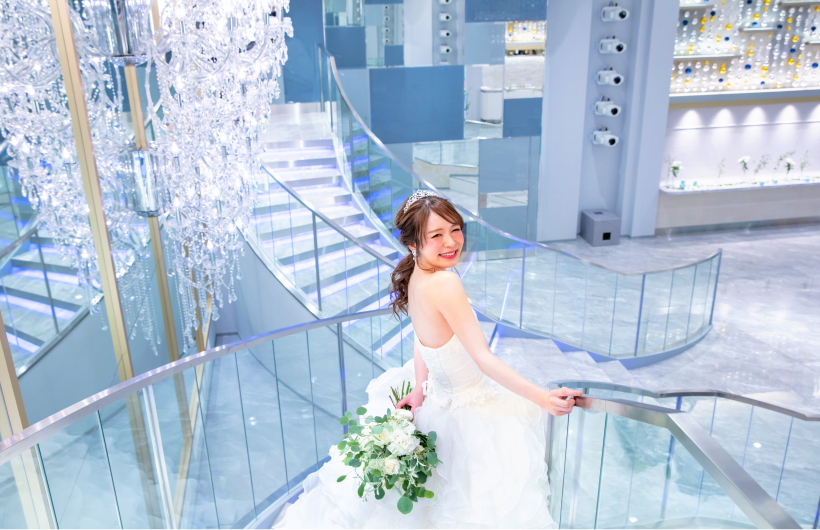 憧れ花嫁FULL体験】黒毛和牛＆オマール海老試食×感動挙式｜ブライダル