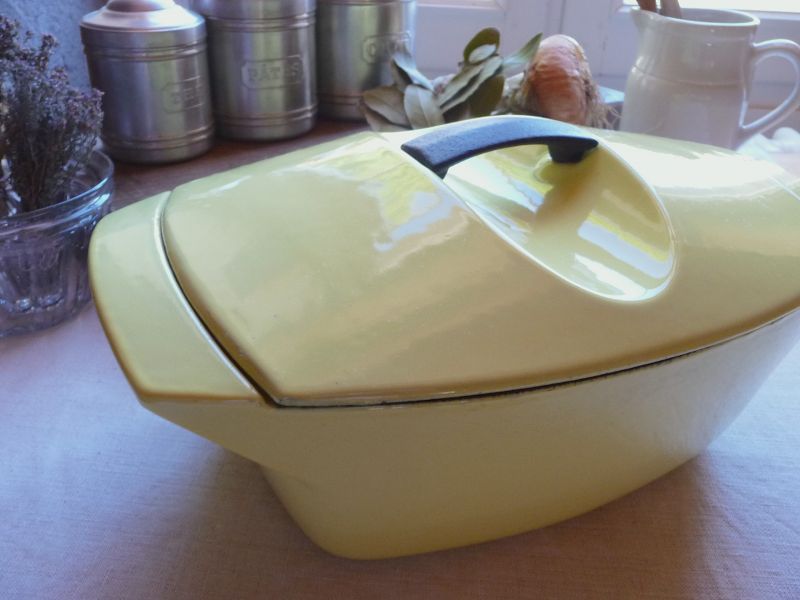 ルクルーゼ レイモンド・ローウィ '' コケル ''（日本国内発送品