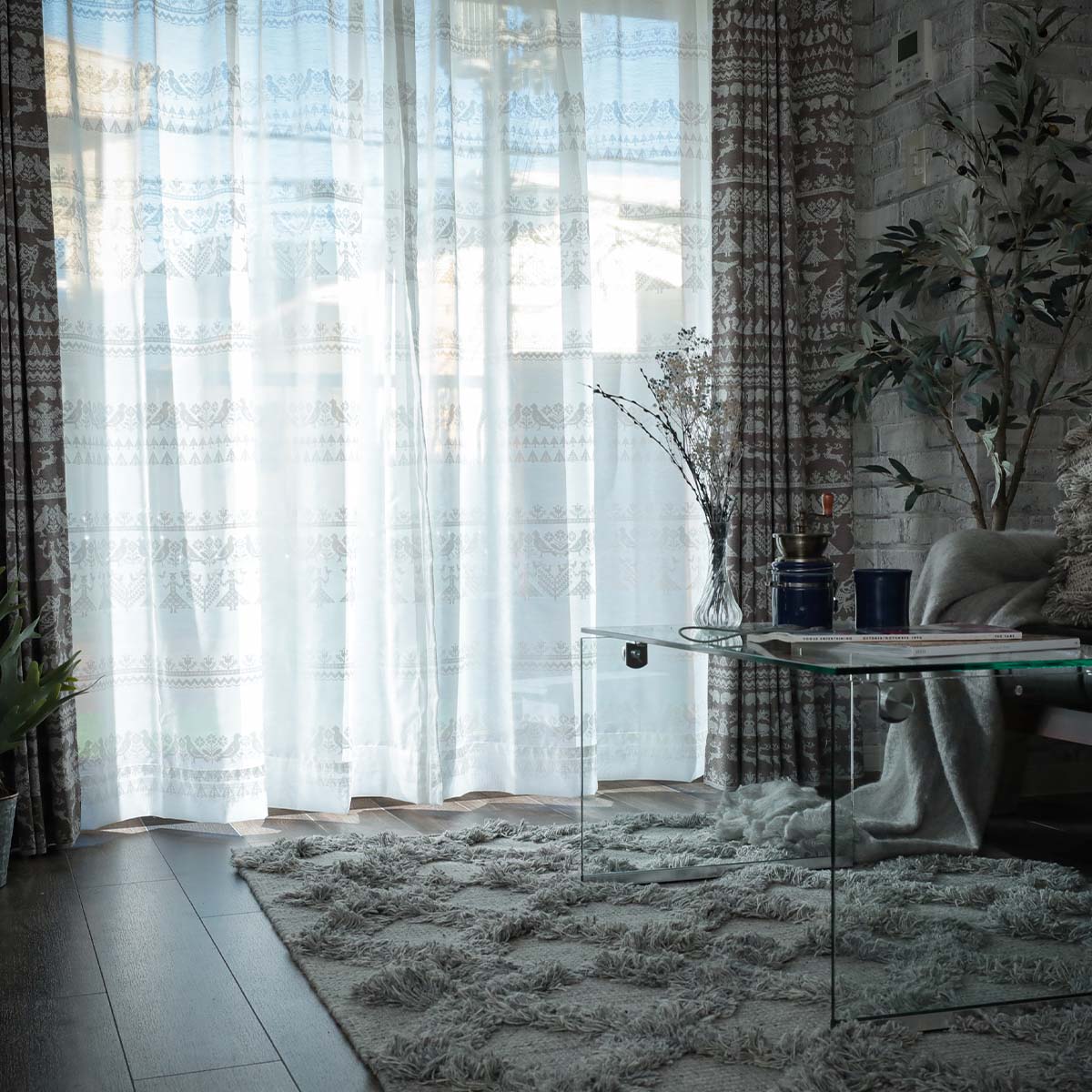 ナチュラルな北欧柄がお洒落♪洗える日本製レースカーテン 『ナイト