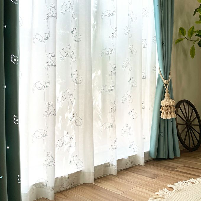 Lotti -ロッティ- 】 猫ちゃんがかわいい遮熱・遮像レースカーテン