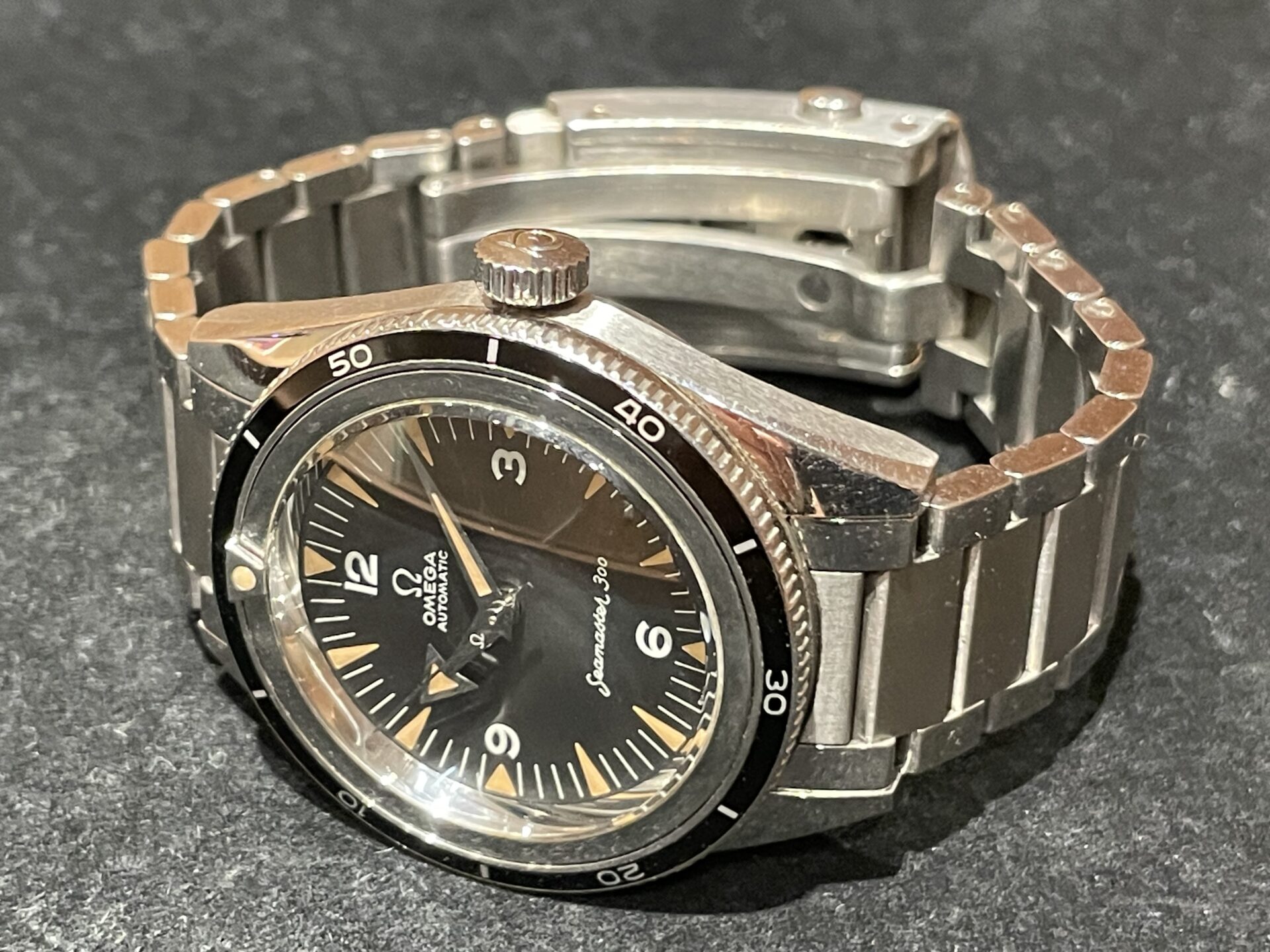 オメガ シーマスター300 1957 トリロジー 60周年記念 世界限定3557本