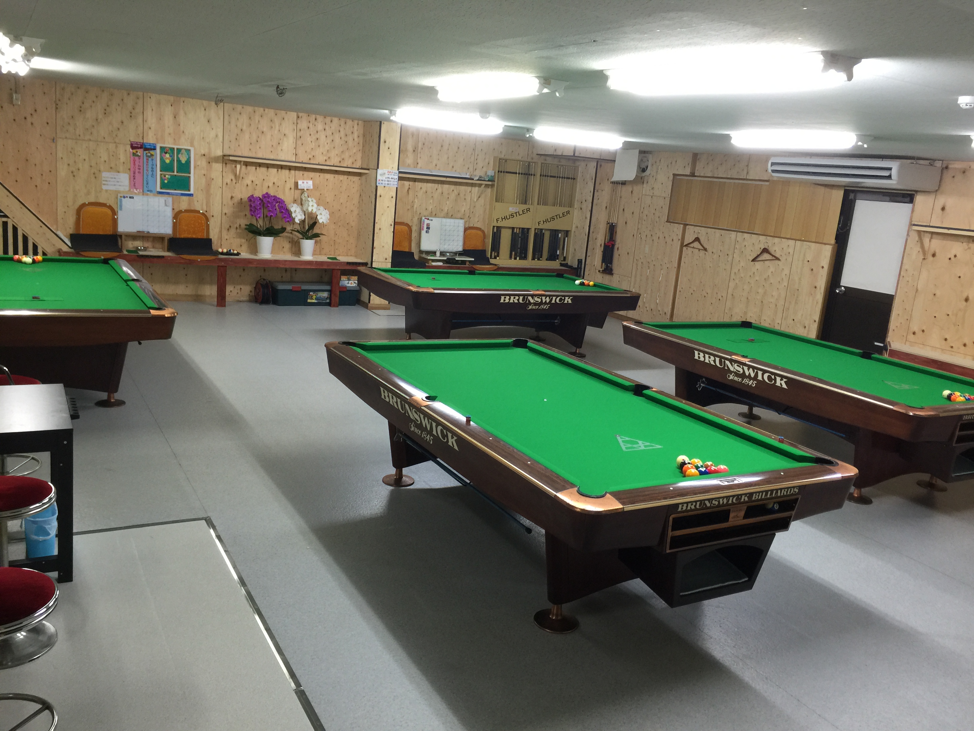 ビリヤード スポット(大阪府) ビリヤード場ガイド - ビリヤード