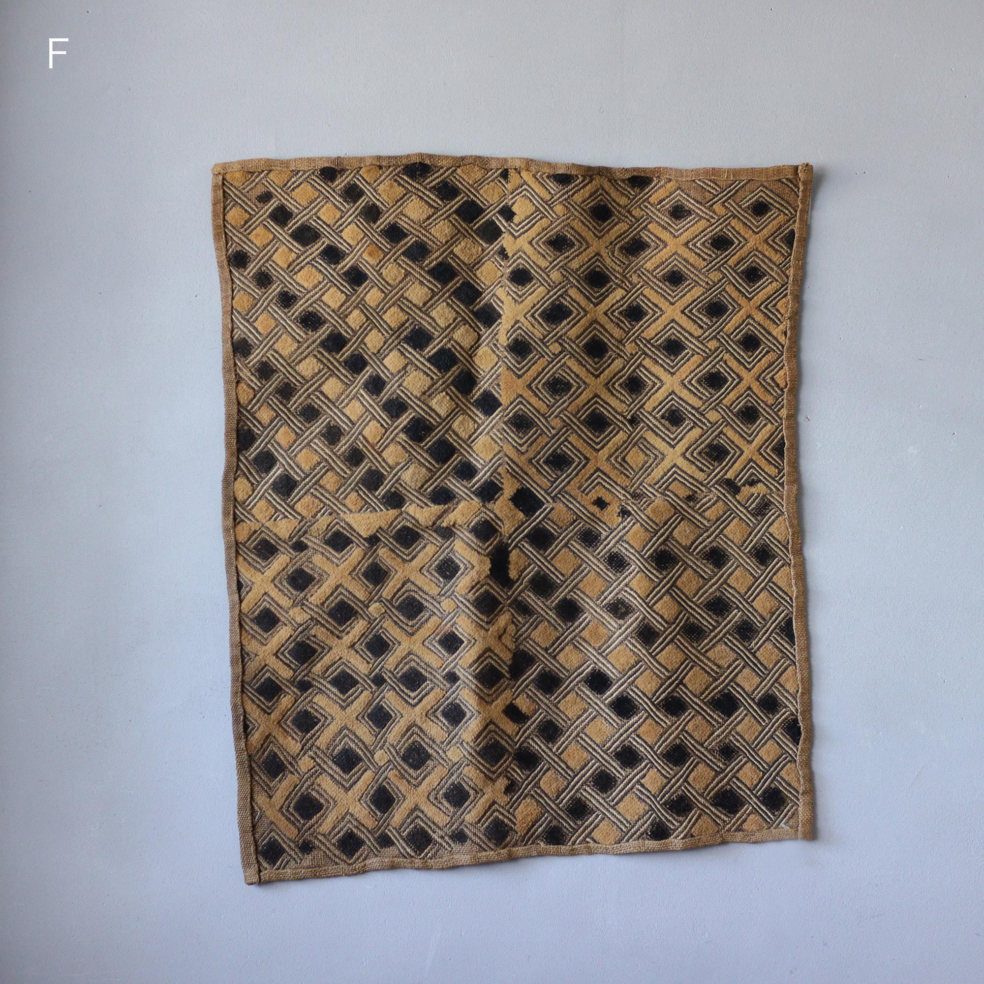 民芸品]クバクロス – BIRDS' WORDS