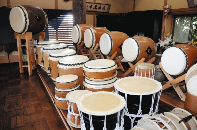 900年前から脈々と 日本最古の太鼓屋27代目・堀田新五郎、理想の音を