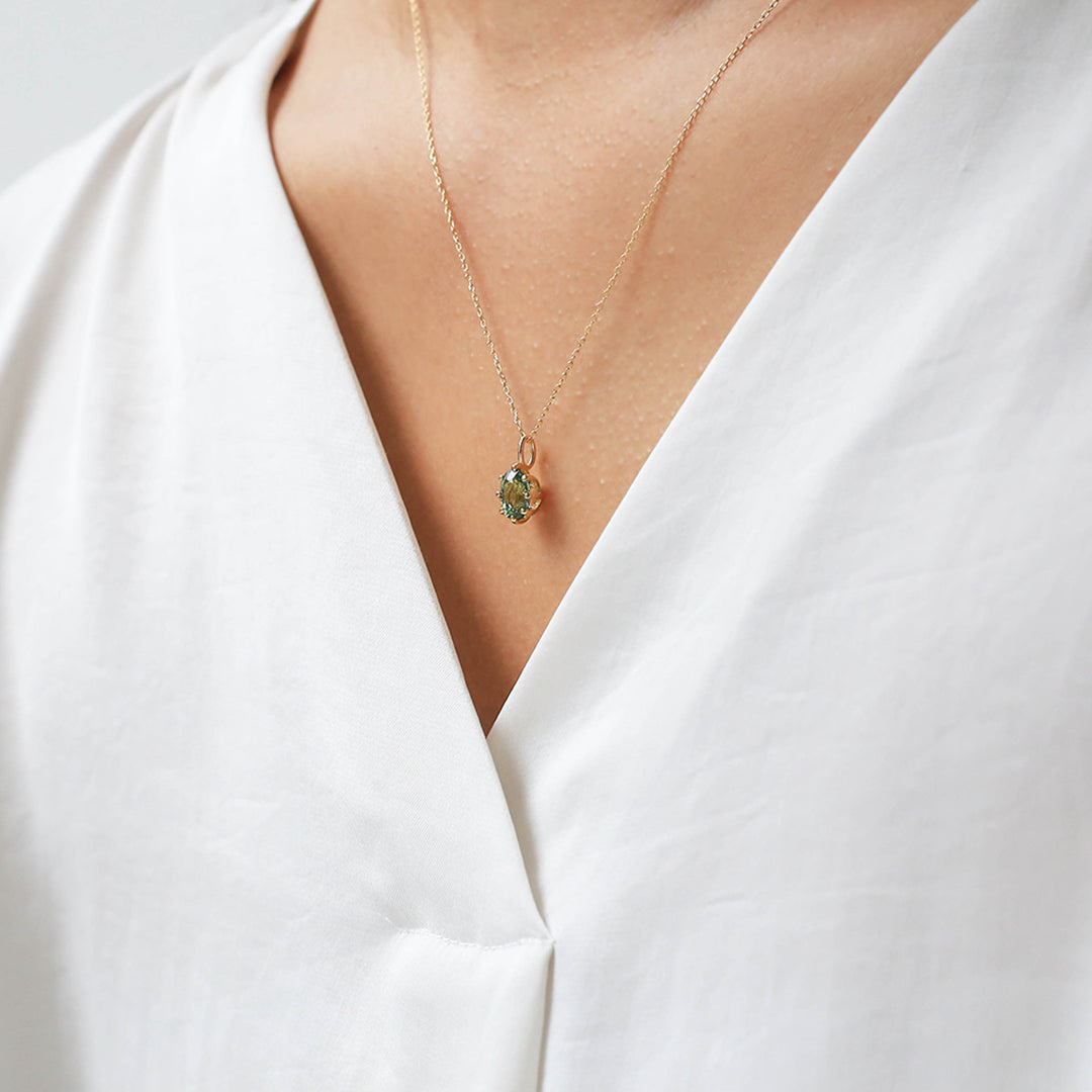 ビズー公式】グリーンサファイア K18(18金) ペンダントトップ