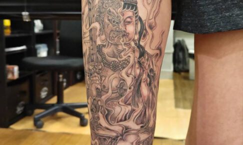 Half God Half Demon | 名古屋大須のタトゥースタジオ【 BOOBIES
