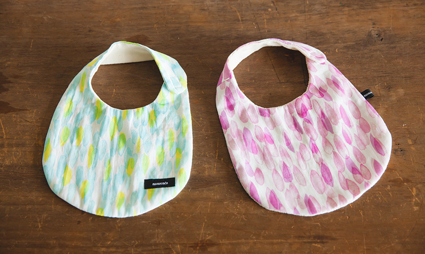 月齢ごとに違う！？スタイ（よだれかけ）の選び方 | nunocoto