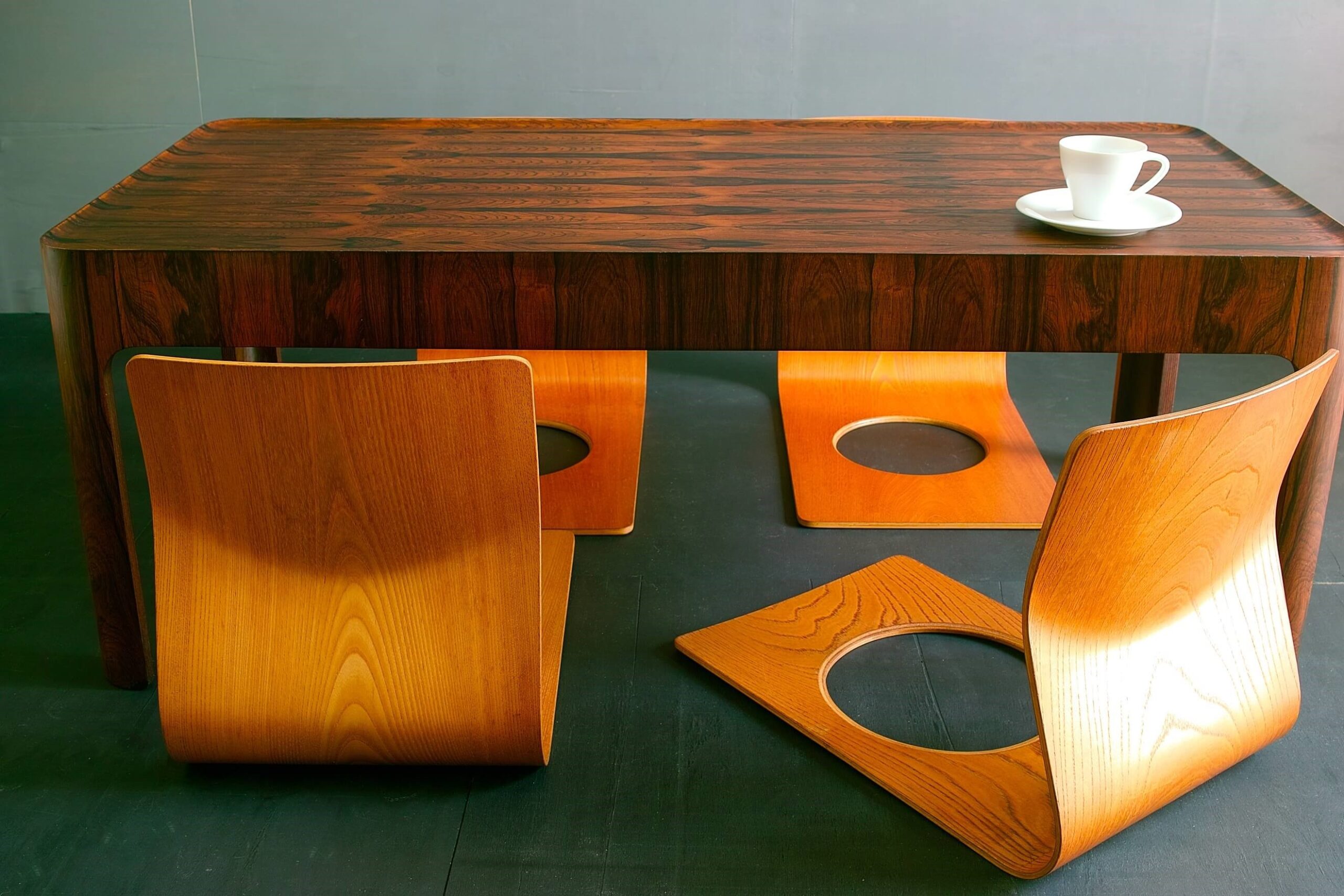 No.6439「天童木工 座イス：藤森健次」SOLD | ボルトナットマーケット