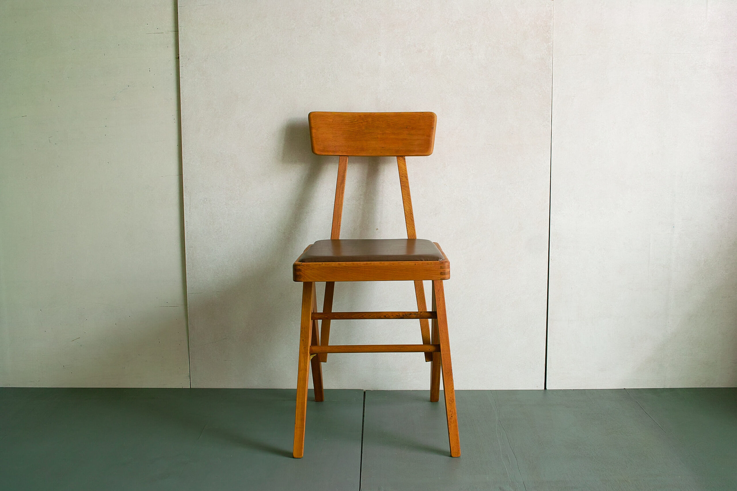 No.7496/7497「ヴィンテージデルタチェア：マルニ木工」SOLD | ボルト