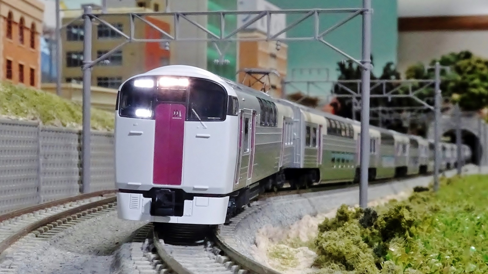 セール中】TOMIX JR 215系近郊電車 10両セット カプラー付け替え済