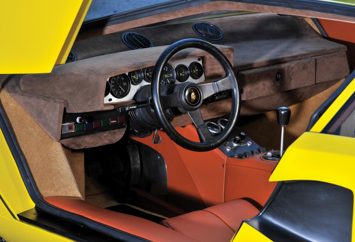 カウンタックLP400 内装作製5 〜インパネ完成〜 | 120secの