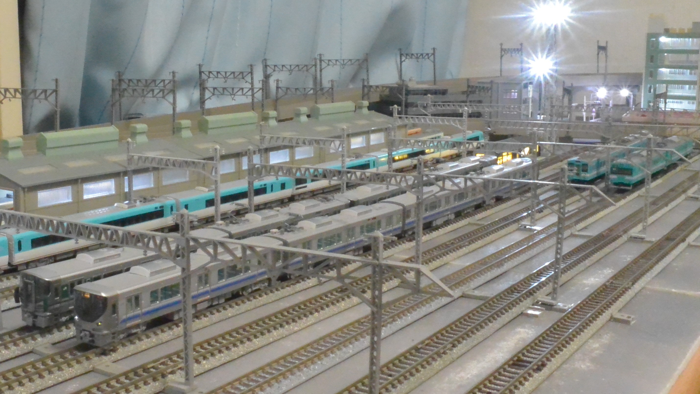 TOMIX_225系5000番台基本セット入線整備（8） - 森の小径