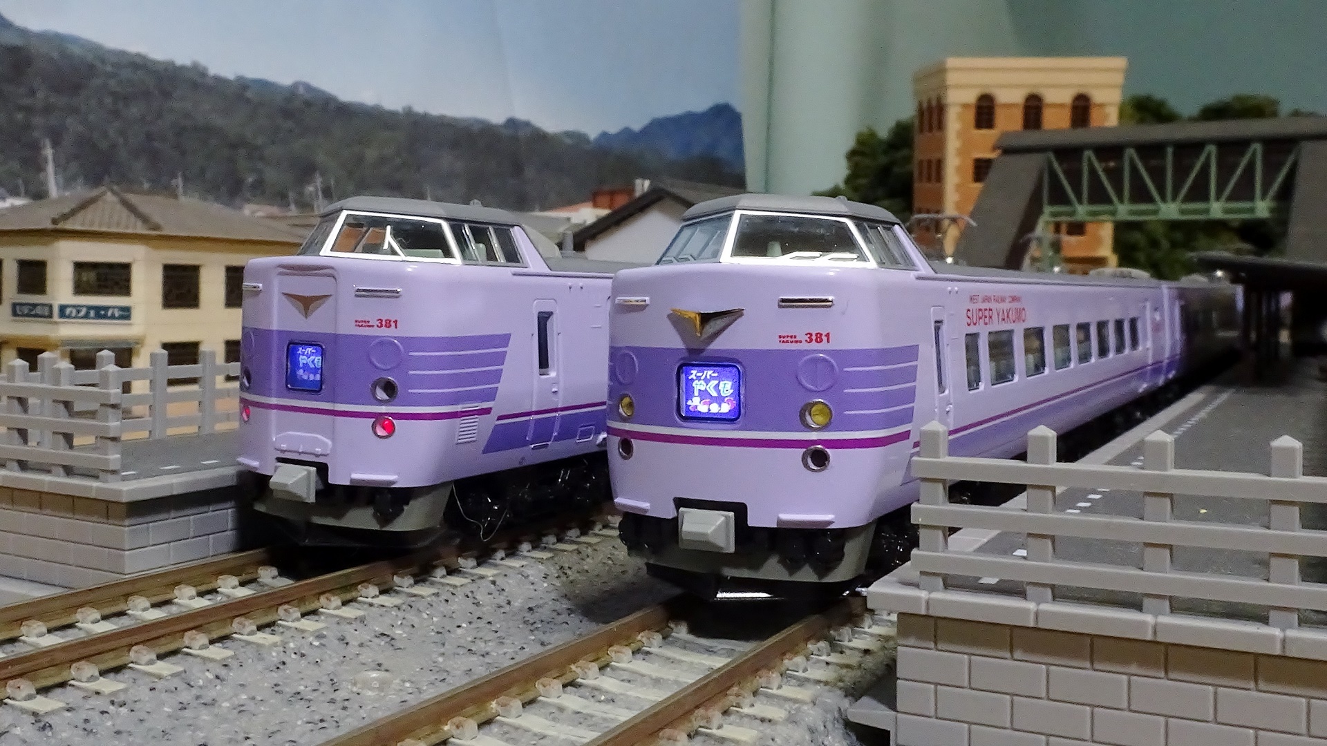新車入線】381系「スーパーやくも」ー紫の381系！！ - ビスタ模型鉄道